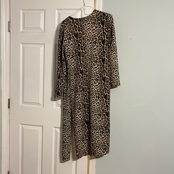 Umge, large, leopard print - Picture 2 of 2